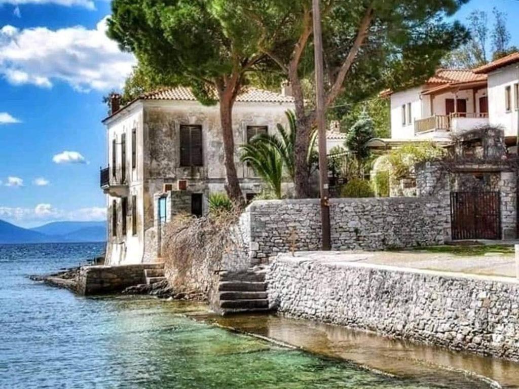 Eleni's Blue House By Kato Gatzea Apartment Volos